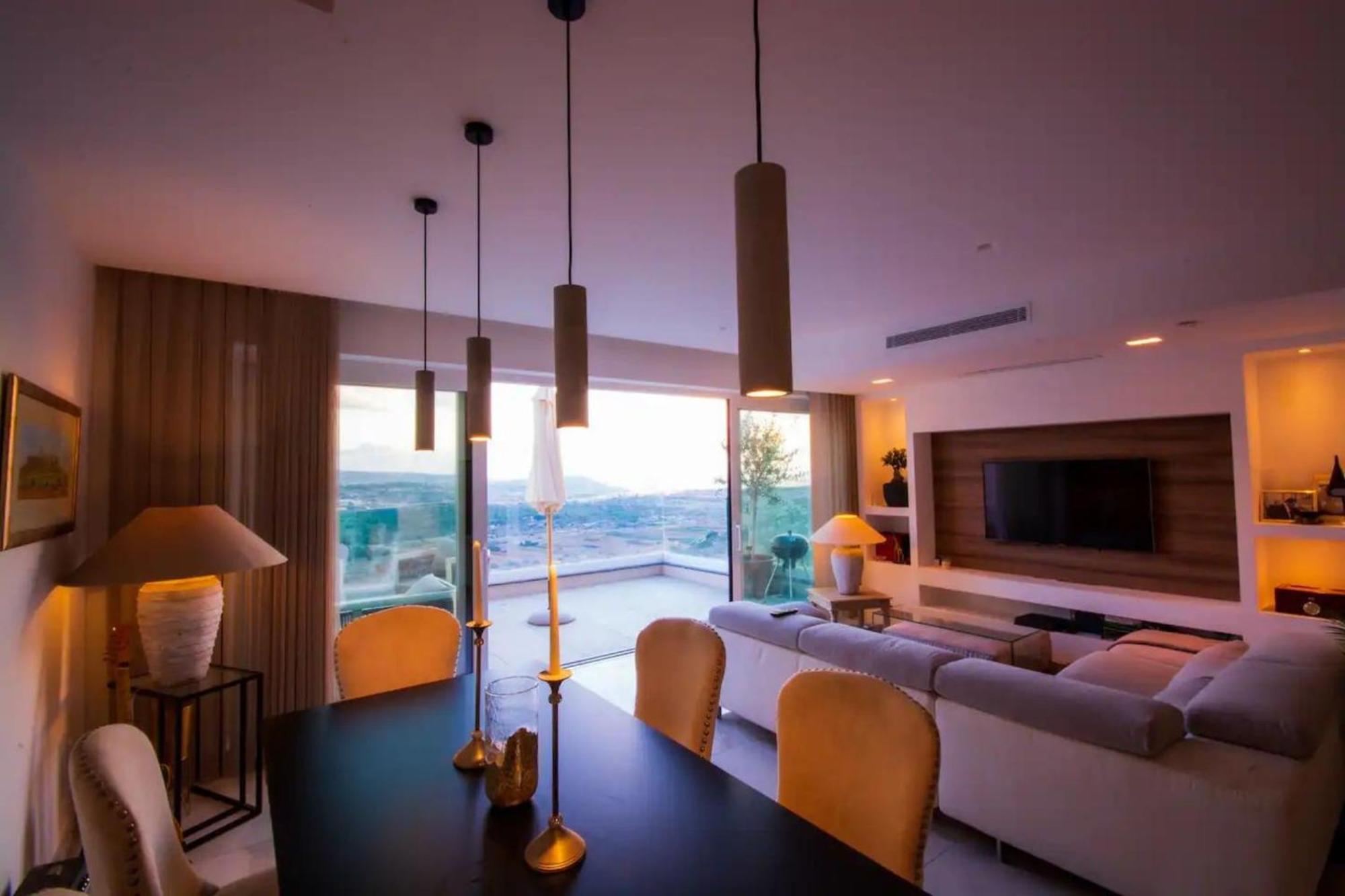 Appartement Private Terrace-sea Views Amd Valley Views-sleep 6 By Quicktrips