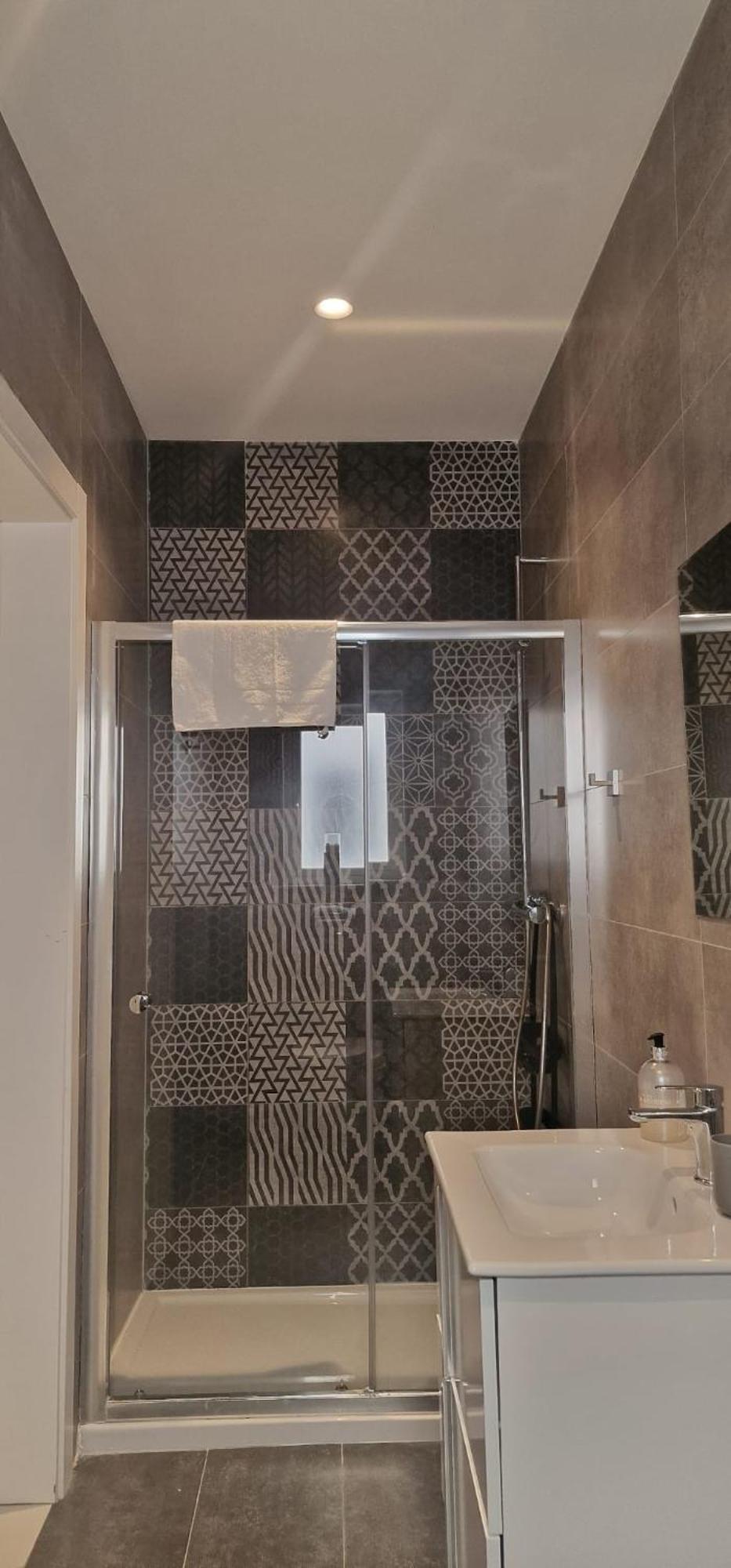 Private Terrace-sea Views Amd Valley Views-sleep 6 By Quicktrips