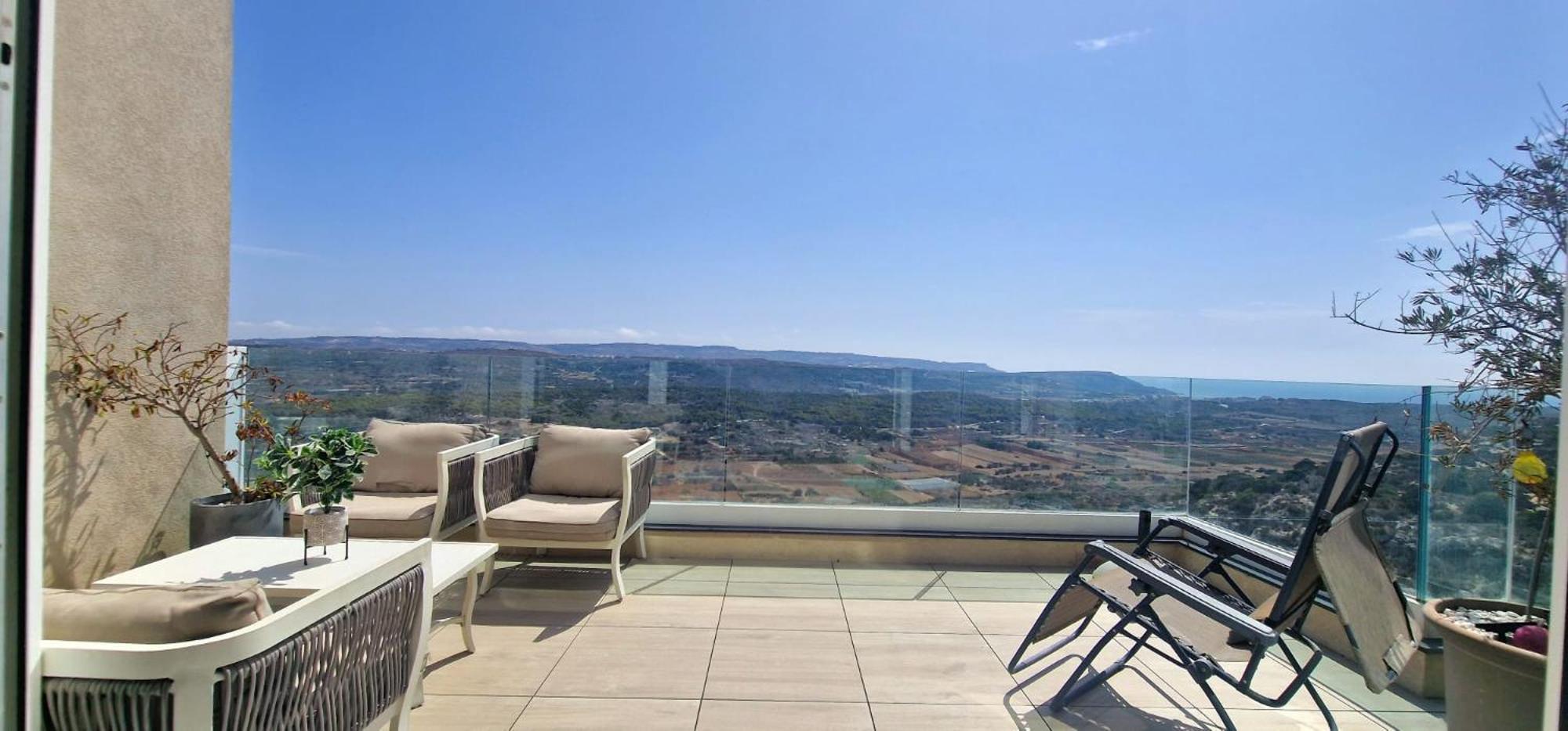 Private Terrace-sea Views Amd Valley Views-sleep 6 By Quicktrips Appartement